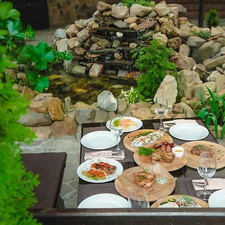 Hotel Sonyachniy Promin *