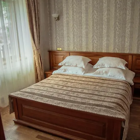Sonyachniy Promin Отель *